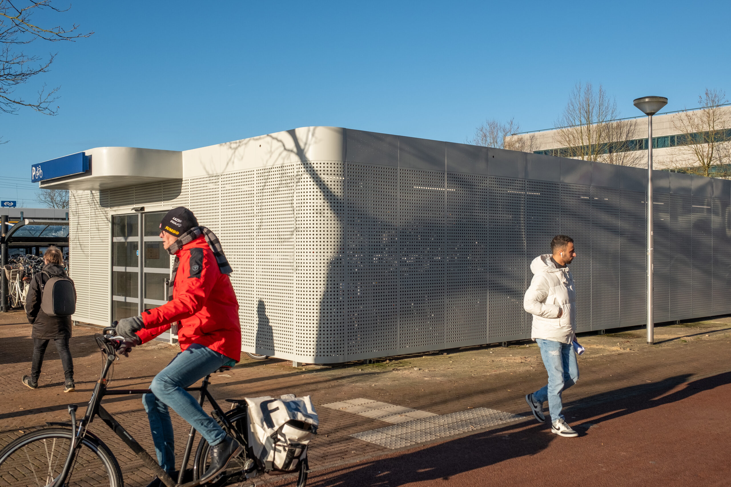 Fietsenstalling bij station Amersfoort Schothorst geopend